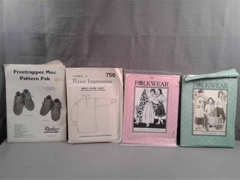 Large Lot of Sewing Patterns