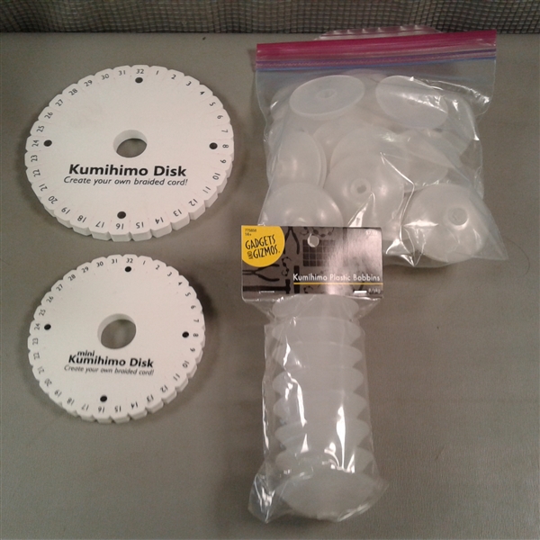 Embroidery Hoops, Handles for DIY Bag, Needle Work Accessories, Kumihimo Disk, etc