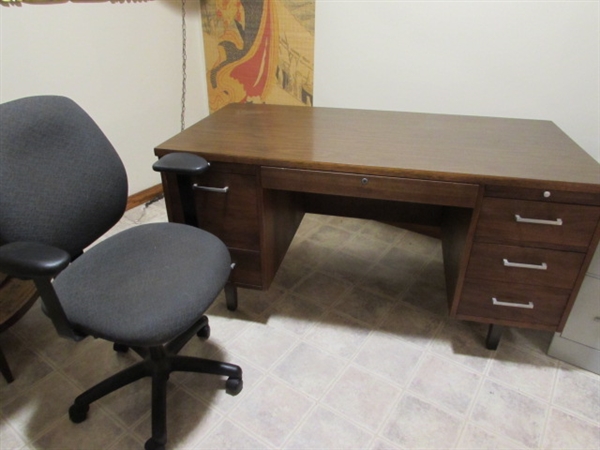 JOFCO OFFICE DESK & CHAIR