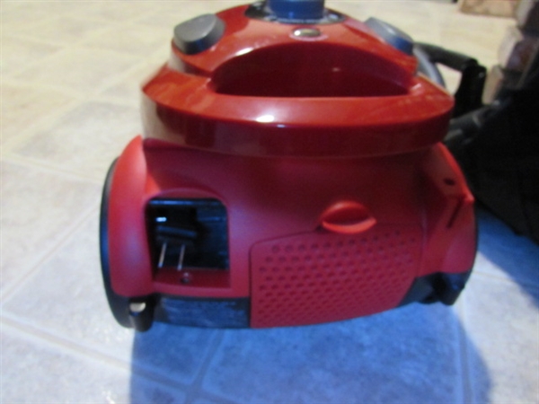 DIRT DEVIL EASY LITE VACUUM