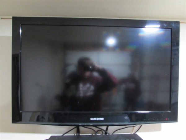 SAMSUNG FLAT SCREEN TV, SONY RECEIVER & 2-KLIPSCH SPEAKERS