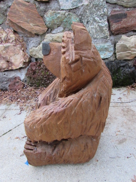 SMALL CHAINSAW CARVED BEAR