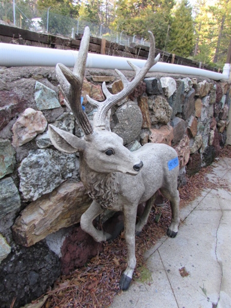 MOLDED BUCK YARD STATUE