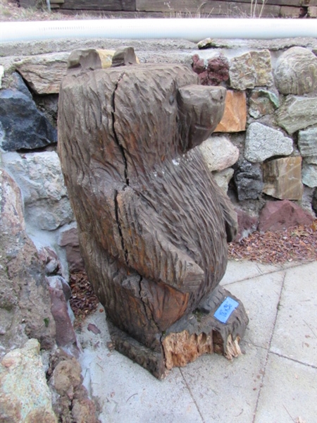 LARGE ROTUND CHAINSAW CARVED BEAR