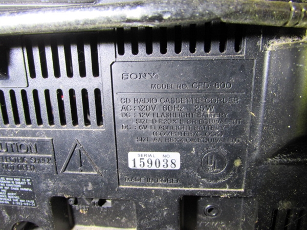 SONY CD RADIO CASSETTE CORDER BOOM BOX WITH 4 LARGE DAHLTON LOUDSPEAKERS