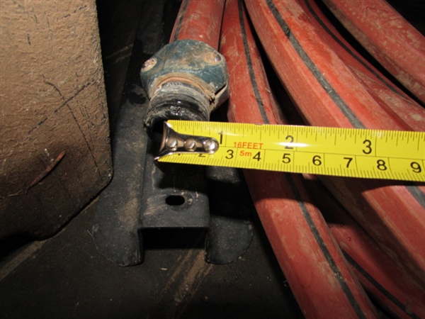 2 INDUSTRIAL 1 RUBBER HOSES