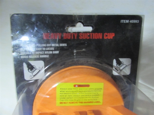 GLASS CUTTER SET & HEAVY DUTY SUCTION CUP