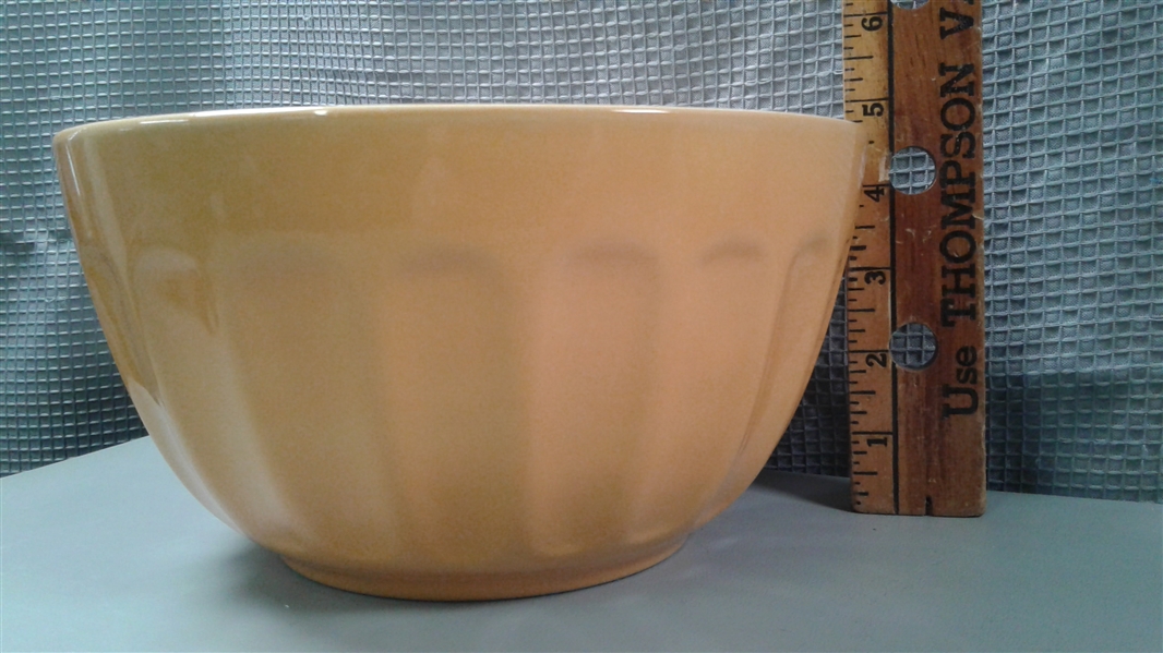 Tabletops Gallery Set of Mixing Bowls