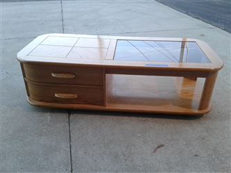 Rolling Coffee Table With Glass Top On One Side