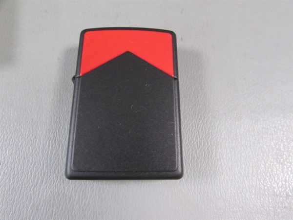 New Collectible Vintage Marlboro Zippo Lighter