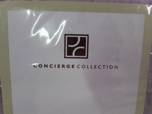 New- Concierge Collection Queen Microfiber 4 Pc Sheet Set.