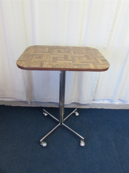 Standing Height Rolling Table