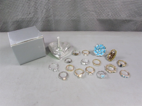 1 Sterling Silver Ring & Fashion Rings W/New Ring Holder