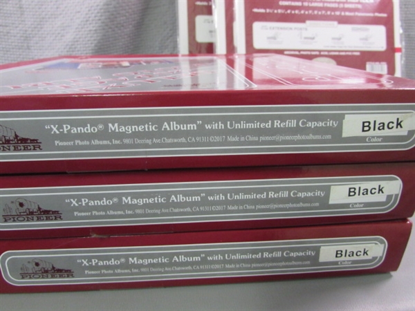 New- 3 Pk Deluxe Unlimited Capacity Albums & 3 Refill Packs