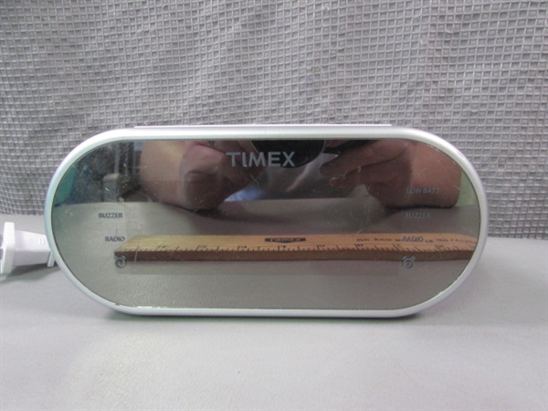 Timex & Nelsonic Digital Alarm Clock Radios