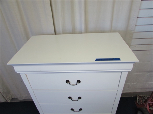 Chest Of Drawers with 5 Drawers