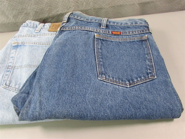 3 Pair Men's Jeans 42 Waist