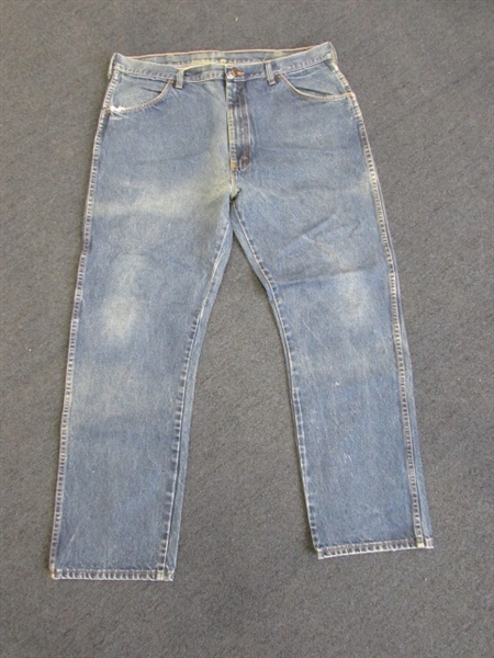 3 Pair Men's Jeans 42 Waist