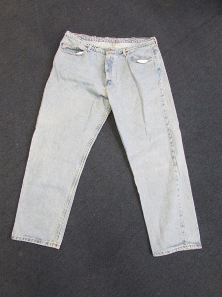 3 Pair Men's Jeans 42 Waist