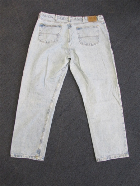 3 Pair Men's Jeans 42 Waist