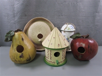 Assorted Birdhouses & A Feeder