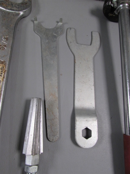 Hand Tools - Wrenches