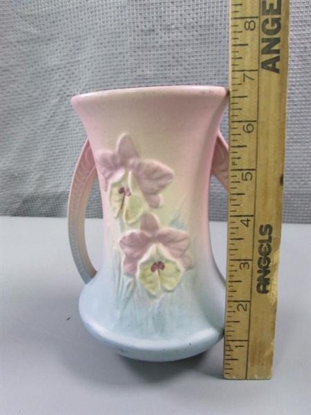 Vintage Hull Orchid Double Handled Vase #304-6