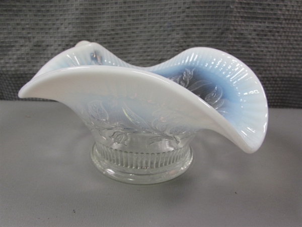 Vintage Moonstone/Opalescent Glass Gravy Boat