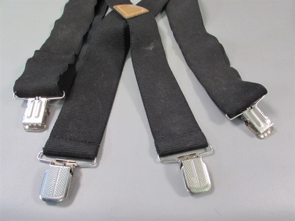 New Men's Rustler Jean 42x32 & 2 Pairs of Suspenders