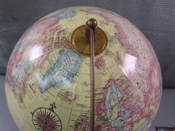 Replogle 12 Diameter Globe & Glow In The Dark Stars