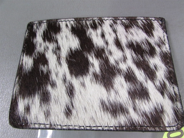 *Brand New* MYRA LE TEXAS CREDIT-CARD HOLDER