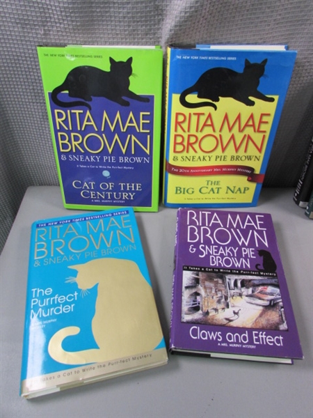 22 Book Collection Rita Mae Brown & Sneaky Pie Brown 