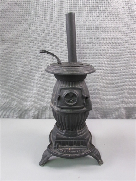 Miniature Cast Iron Pot Belly Stove