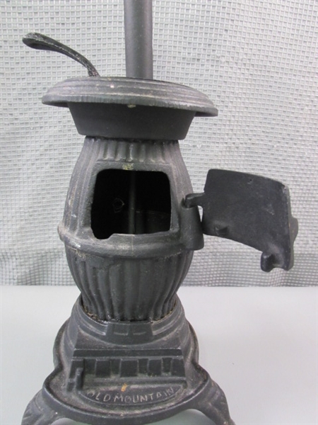 Miniature Cast Iron Pot Belly Stove