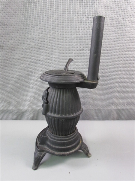 Miniature Cast Iron Pot Belly Stove