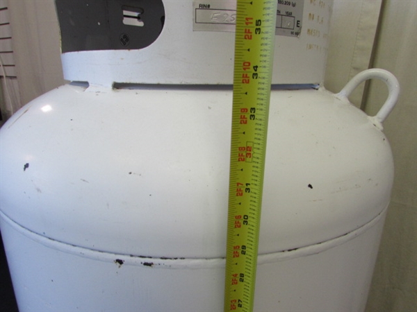 100-Gallon Propane Tank - Empty