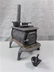 Old Mountain Miniature Cast Iron Stove and Accessories