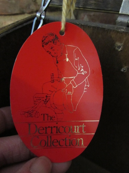 Derricourt Brassware Box W/Wood Interior