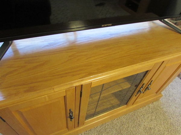 Wood TV Stand W/Pull Out Media Storage