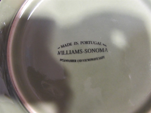Williams-Sonoma 28 Pc Set