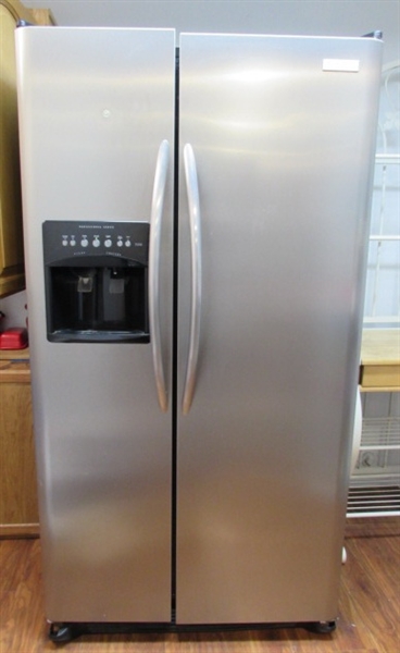 Frigidaire Electrolux Side by Side Refrigerator/Freezer