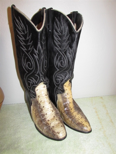 2 Pair ACME Womens Cowboy Boots 7 1/2