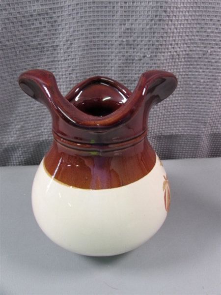 Vintage McCoy USA Pottery Pitcher #7515