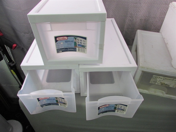 6 Sterilite Storage Drawers