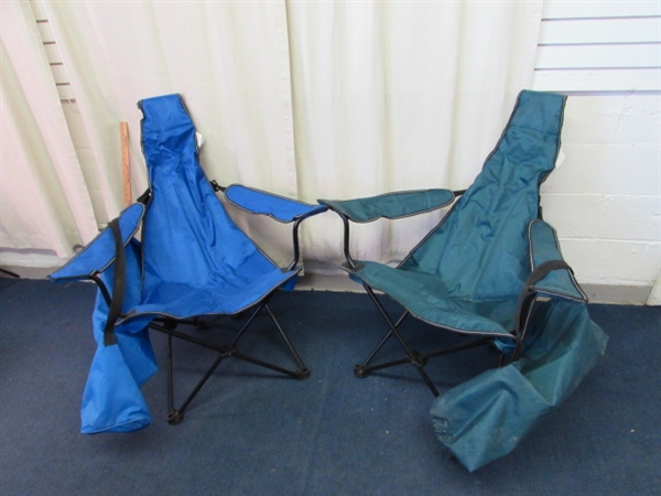 Pair of Outdoor Folding Chairs with Bags