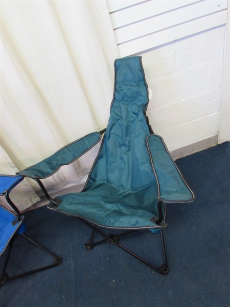 Pair of Outdoor Folding Chairs with Bags