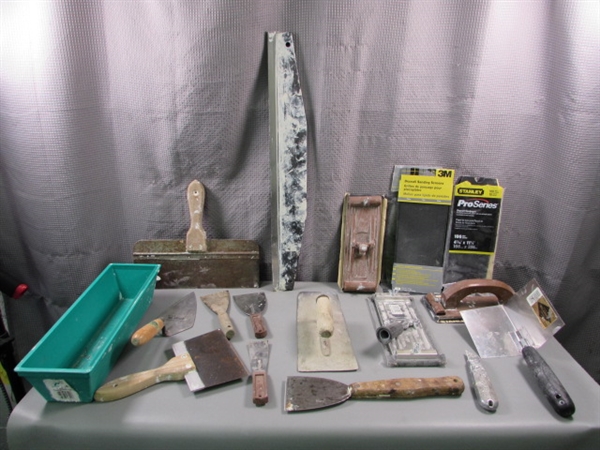 Paint and Spackling Tools