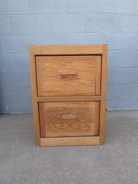 Solid Oak 2-Drawer File Cabinet