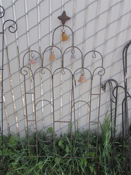 Plant Hangers & Wire Trellis