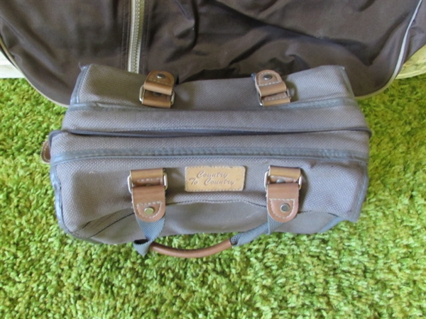 LANDS END GARMENT BAG & CANVAS TOILETRY BAG - ESTATE